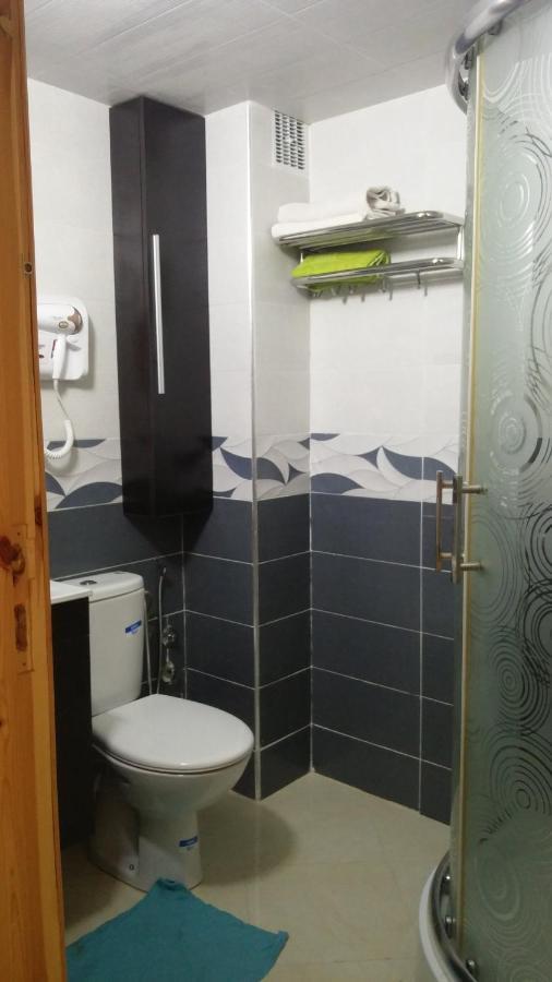 Logement Hotel Et Navette Gratuite Фес Екстериор снимка